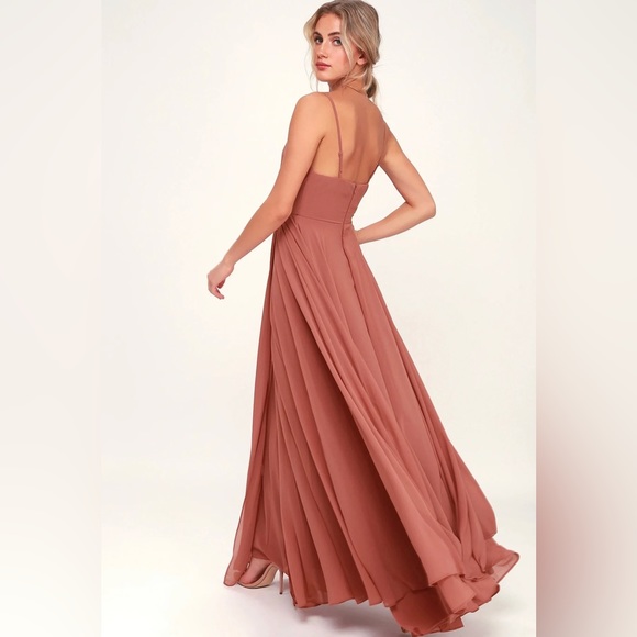 Lulu’s Chiffon Gown in WINE - Picture 4 of 12